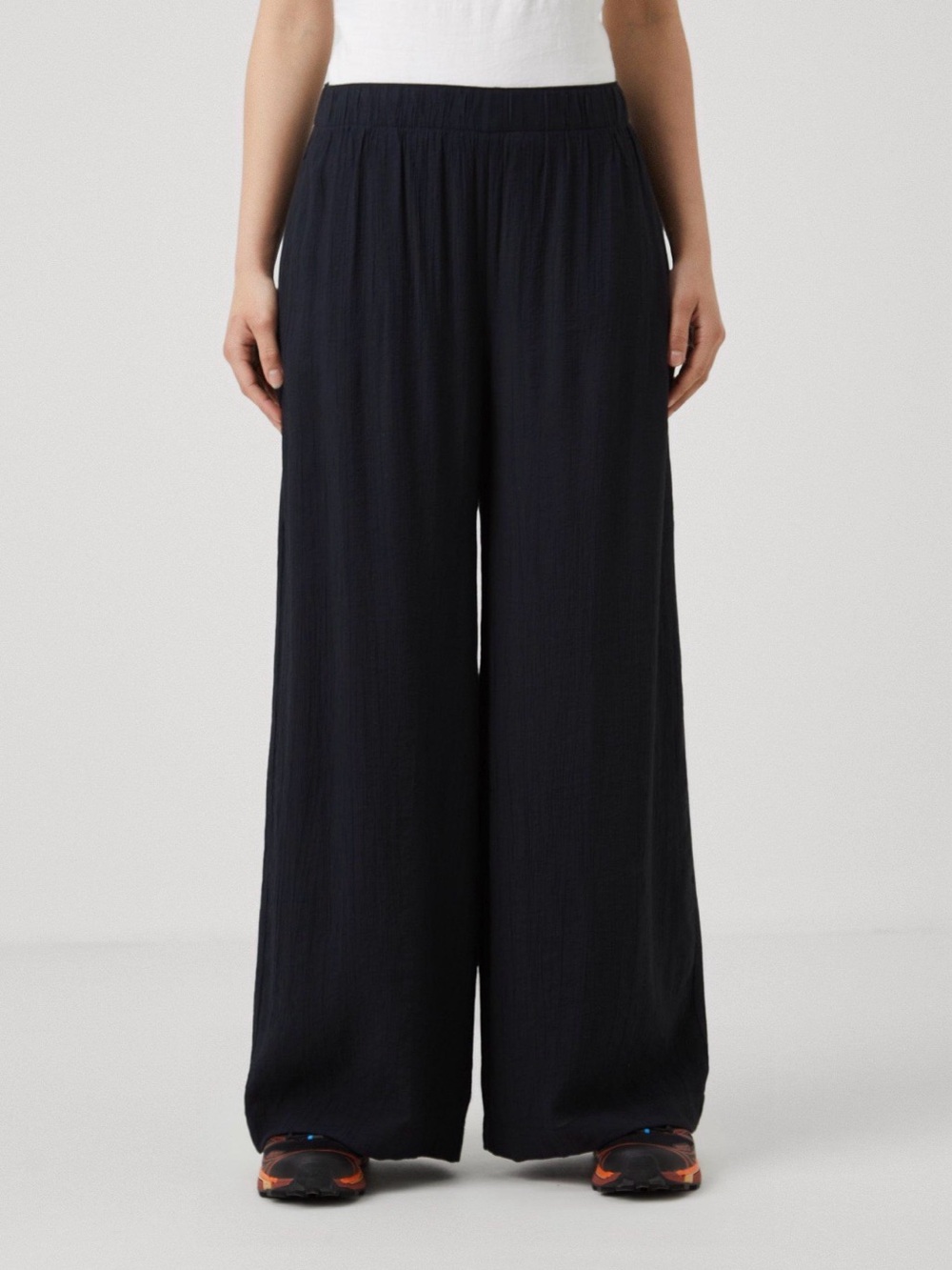 Abercrombie & Fitch Black Wide-Leg Elastic Waist Pants